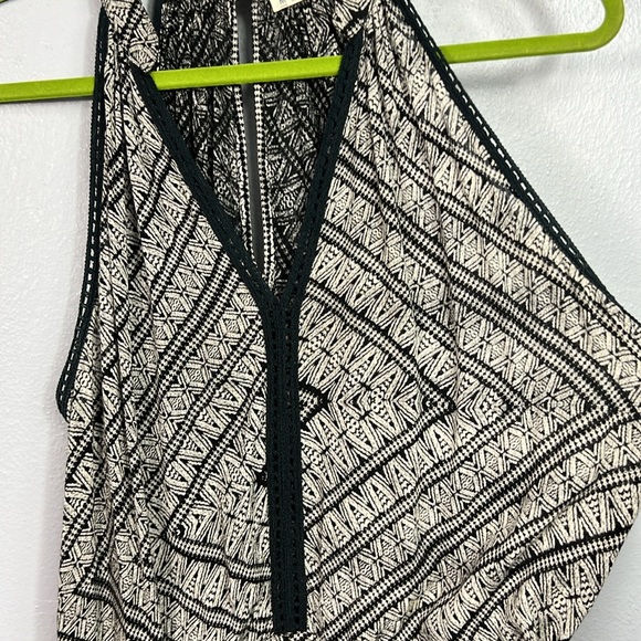 O’Neill Black & White Print Racerback V-Neck Drawstring Waist Shortalls Medium - Picture 3 of 10